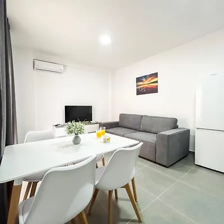 1 Bedroom 1071 Апартаменты