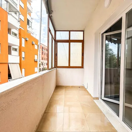 1 Bedroom 1071 Апартаменты Дуррес